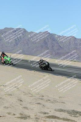 media/Dec-04-2025-Racers Edge (Thu) [[5ebc9f124d]]/3-B Group/7-Session 4 (Turn 10 Inside)/